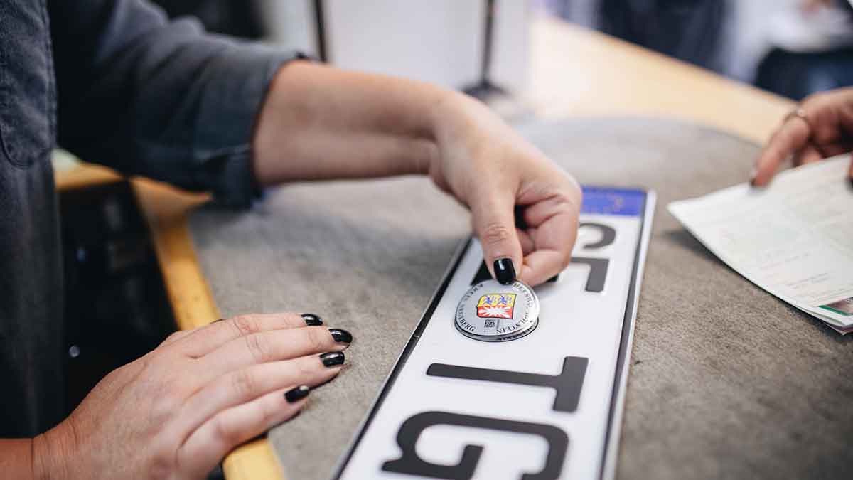 Kfz-Zulassungen in Berlin - Zulassungsheld Ihr Zulassungsdienst in Berlin